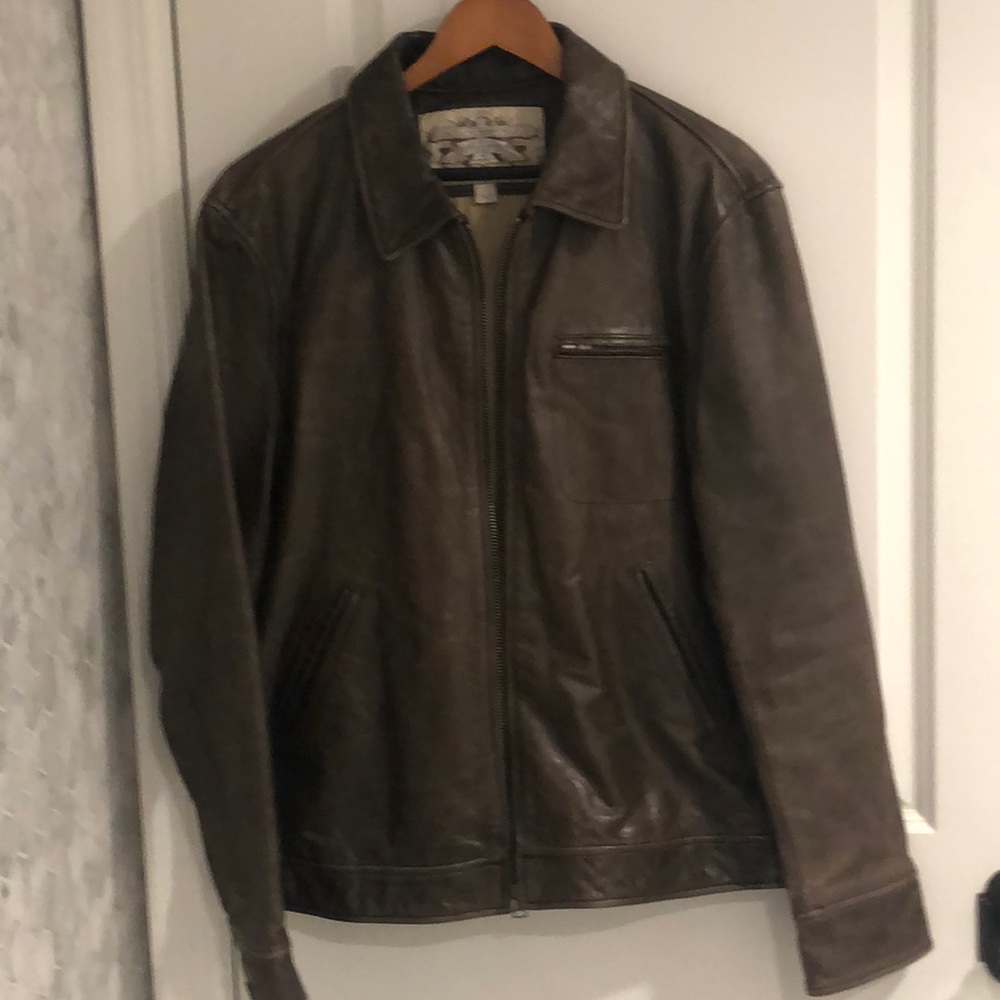 Men’s banana republic leather jacket